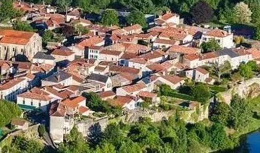 武侯回乡建别墅为什么一定要选专业乡墅公司